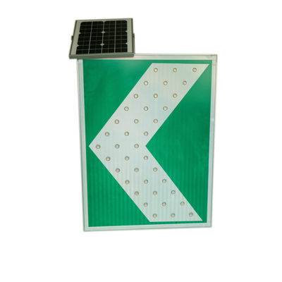 Green Ddurable IP65 Waterproof Solar Chevron Sign With CE Approval